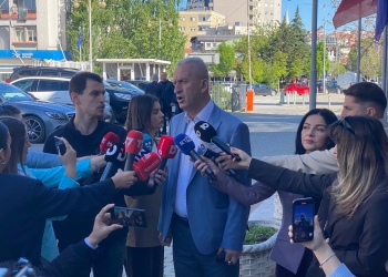 Qalaj-PDK: Albulena Haxhiu s’do të këtë votën për kryeparlamentare, as sot e as pas një muaji