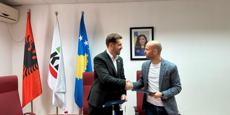 Nënshkruhet Memorandumi i Bashkëpunimit në mes KEK dhe AKK