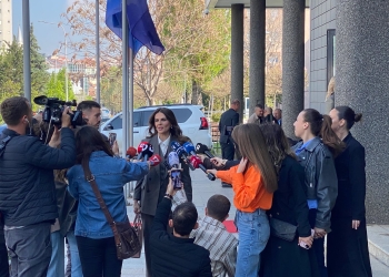 Çitaku –PDK: Vetëvendosje duhet të zhbllokojë situatën