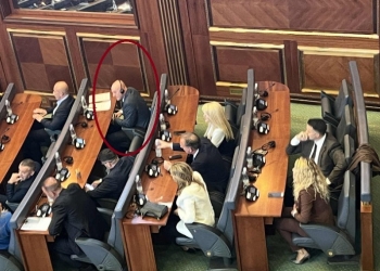 Deputeti Adem Hoxha e konfirmon se është pjesë e GP të AAK-së
