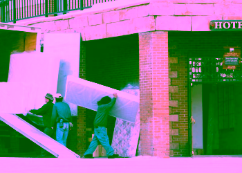 Fustane e dyshekë: Çka tregojnë të dhënat për eksportin e Kosovës në SHBA?