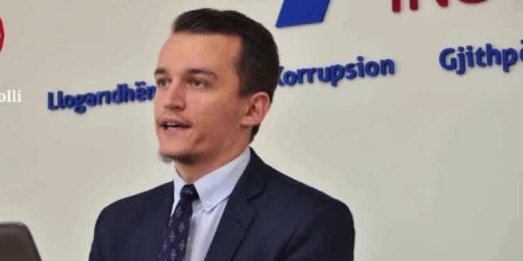 Cakolli: Nëse Kurti s’i ka bërë numrat për Qeveri deri tani, vështirë që do t’i gjejë në afatin 15 ditor të Presidentes