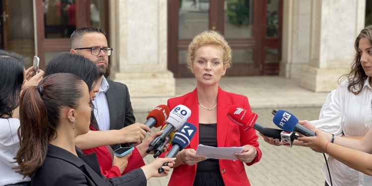 Kusari për protestën e gazetarëve ndaj Kurtit: S’ka më gazetarë të Kosovës