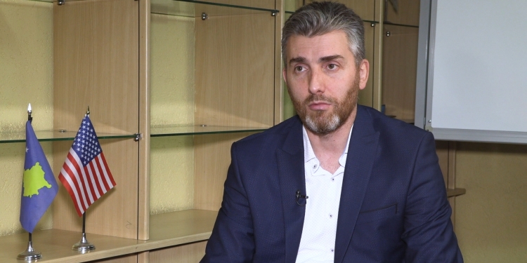 Shkeli rëndë detyrat e punës, Enis Abdurrahmani largohet nga pozita e kryeshefit të Trepçës