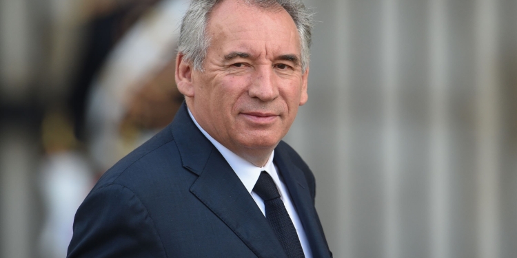 Kryeministri i Francës: Kina nuk mund të zëvendësojë SHBA-në si partner tregtar