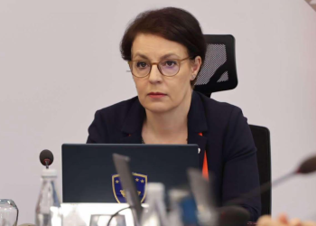 Gërvalla: Ekziston rreziku që disa deputetë të Listës Serbe ta votojnë Qeverinë Kurti 3