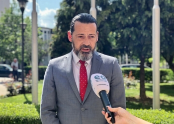 Sveçla i VV-së e quan “mashtrues” Përparim Ramën: Policia i shërben vetëm ligjit, jo tekeve personale