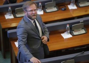 Ftesa e Kurtit për Abdixhikun, Abazi: Sa më larg tij, aq më afër Demokracisë