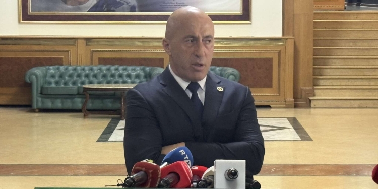 Haradinaj: Nëse VV-ja propozon për kryetare Bogujevcin ose Selimin, AAK-ja e voton