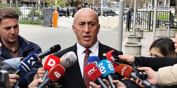 Haradinaj e quan veprimin e  Limajt të turpshëm