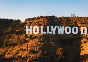 Kina kufizon importet e Hollywoodit në përgjigje të tarifave amerikane