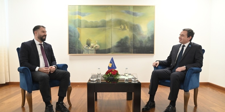Krasniqi ia konfirmon Kurtit gatishmërinë për formimin e qeverisë së re