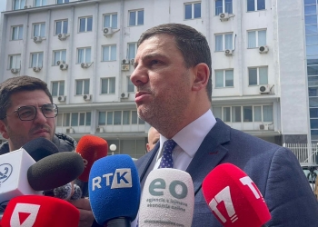 Krasniqi: Nëse VV s’mundet ta formojë Qeverinë, radha është e jona