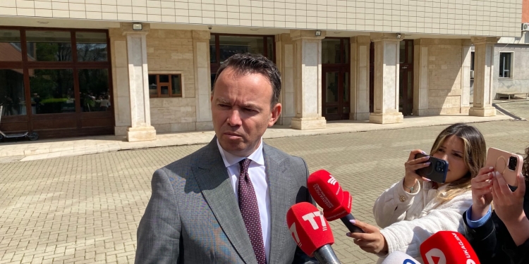 Peci: Ka diskutime me partitë, nëse nuk krijohen institucionet, vendi shkon në zgjedhje