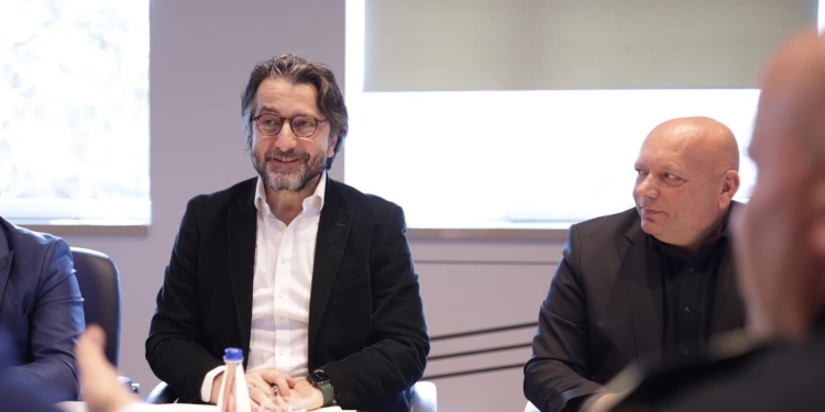 A e shkeli ligjin drejtori i Përparim Ramës – Bekim Brestovci kur hapi biznes me të fejuarën?