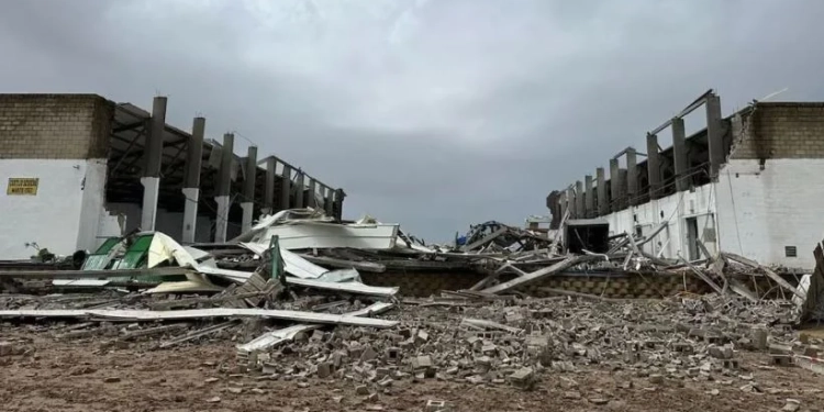 Stuhia në Spanjë shemb ndërtesën, tre të vdekur