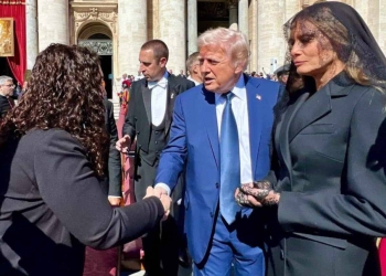 Osmani përshëndetet me Trumpin në funeralin e Papa Françeskut