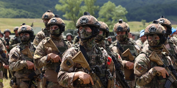 Rreth 270 ushtarë rezervë të NATO-s vijnë në Kosovë, mes tyre edhe shqiptarë