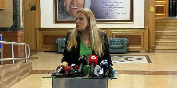 Kadrijaj –AAK: Qëllimisht e përsërisin kandidimin e Haxhiut, kaq vota i kanë edhe për qeveri