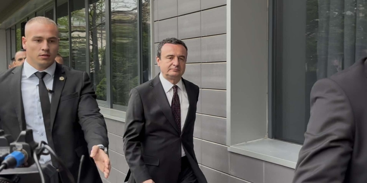 Albin Kurti çile gur gojën!