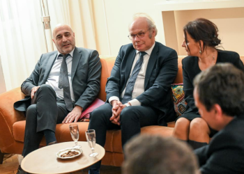 Kurti darkoi me deputetë francezë dhe ambasadorin Guérot, i njoftoi mbi zhvillimet pas zgjedhjeve
