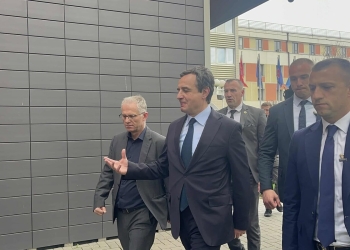 Kurti i shmanget pyetjeve për dështimin  e vazhdimit të seancës konstituive