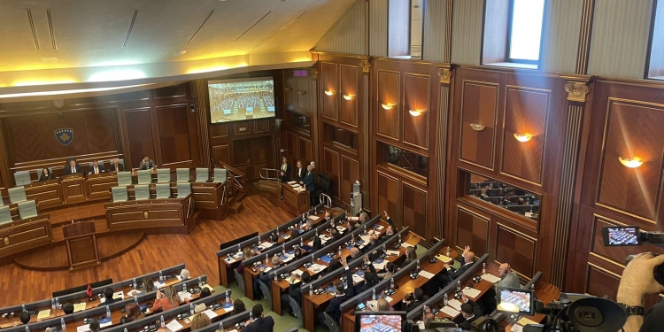 Nuk u miratua raporti i Komisionit të përkohshëm për verifikimin e mandateve të deputetëve