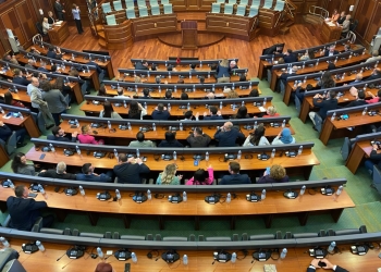 Dështoi seanca konstituive e Kuvendit të Kosovës