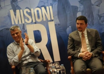 Krasniqi uron Thaçin për ditëlindje: Mos u vono shumë president, krahëhapur po të presim të gjithë