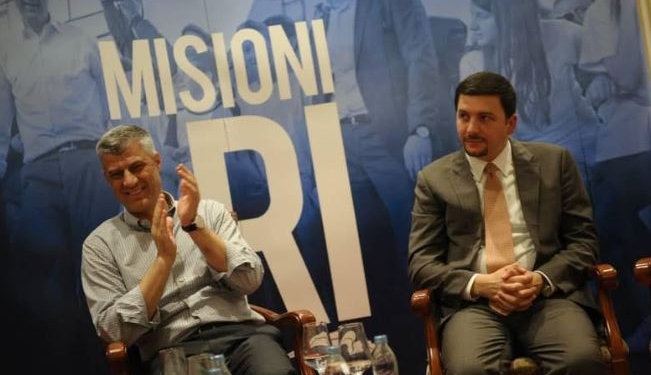 Krasniqi uron Thaçin për ditëlindje: Mos u vono shumë president, krahëhapur po të presim të gjithë