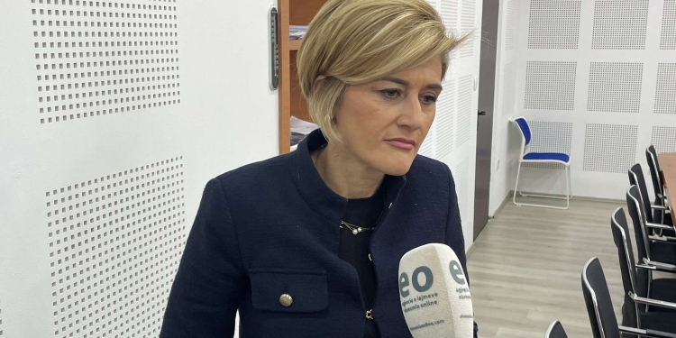Mimoza Kusari: Vetëm me votat e komuniteteve jo-shumicë nuk është e mundshme të formohet Qeveria