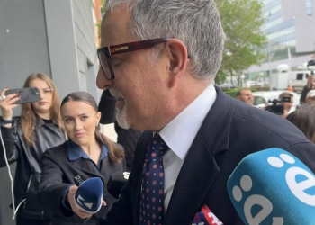 Vitia-VV: Albulena Haxhiu vazhdon të jetë kandidate për kryeparlamentare