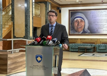 Murati-VV:  Ata që votojnë kundër zgjedhjes së kryetarit të Kuvendit bëjnë bllokadë