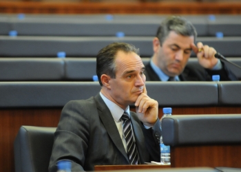 Hasani, PDK: Kemi thënë se nuk do ta votojmë Qeverinë Kurti