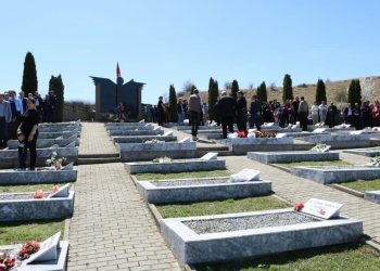 Presidentja Osmani përkujton përvjetorin e masakrës në Sllovi të Lipjanit