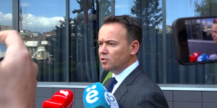 Peci –VV: Nuk duhet të ketë vonesa sikurse për verifikimin e mandateve