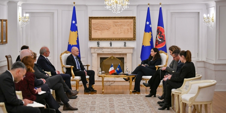 Osmani, francezëve: Serbia me tendenca destabilizuese në Kosovë – s’po i zbaton marrëveshjet