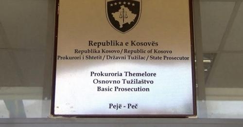 Aktakuzë ndaj një personi në Pejë, hyn me forcë në shtëpinë e viktimës dhe e dhunon seksualisht