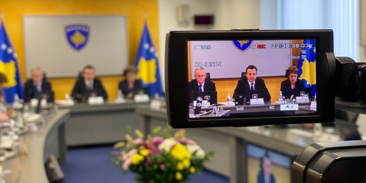 Kurti: Ata që s’pranuan ta merrnin mandatin e deputetit po kërkojnë që të mos jem kryeministër