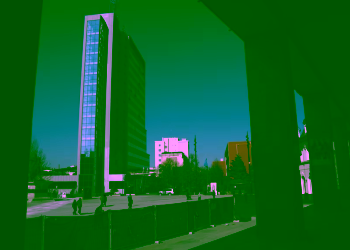 Dy javë kohë për një “qeveri të brishtë”