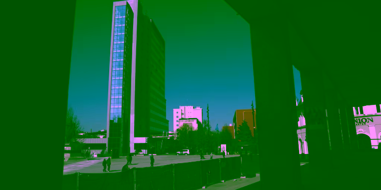 Dy javë kohë për një “qeveri të brishtë”