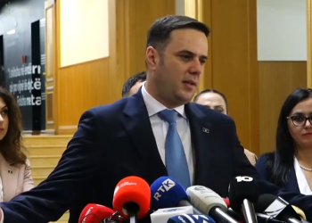 Abdixhiku: 52 mbështetës të një partie që pretendon se i ka numrat