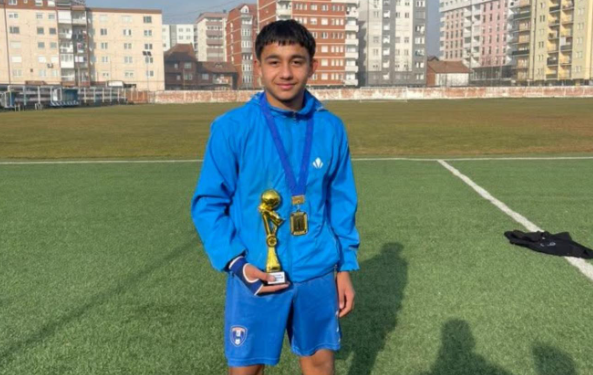 Ministrja Haxhiu dënon dhunën ndaj futbollistit të ri Jashari