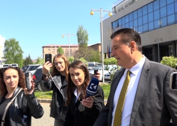 Bahtiri pas dështimit të seancës: Prita më shumë nga opozita, kjo është përçarje