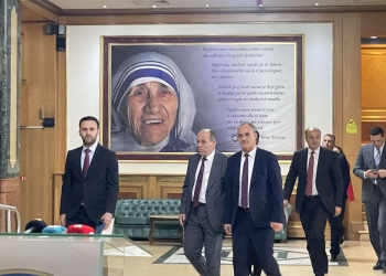 U mbajt takim konsultativ i partive para seancës konstituive, askush u prononcua