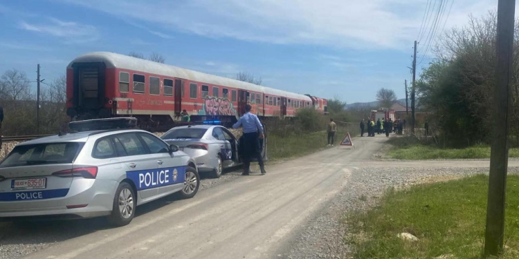 Aksidenti afër Klinës,Trainkos: Nuk u respektuan shenjat nga drejtuesi i veturës