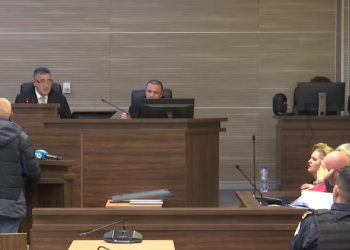 Dëshmitari në gjykimin ndaj “Gagit”: Na detyruan t’i bartim kufomat e shokëve