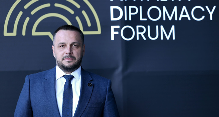 “Mundësi për t’i forcuar lidhjet me partnerët ndërkombëtarë”, Maqedonci pjesëmarrës në Forumin e Diplomacisë në Antalya