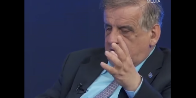 Spahiu flet për ata që kanë “baglu” në Kurtin,  opinionistët e opozita, e kanë çu në 42%