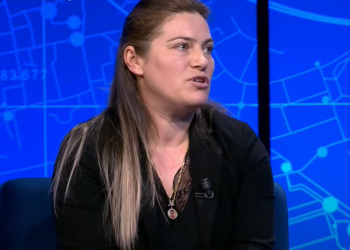 “Katër muaj të tmerrshme”, i biri iu vra nga bashkëmoshatari, nëna e Martin Canit: Nuk ishte aksidentale, por me plan